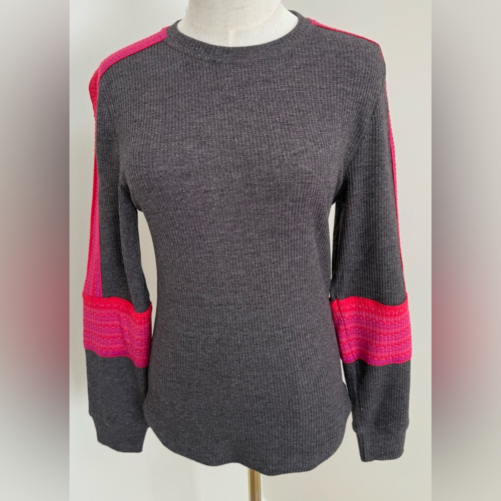 Women's Gray Knit Sweater with Pink Stripe Accents